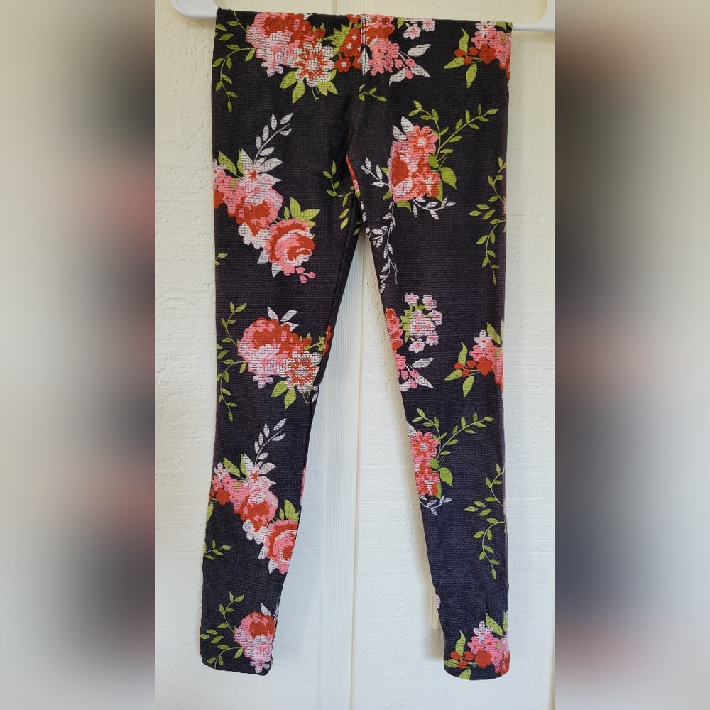 EUC LulaRoe Floral Tween Leggings